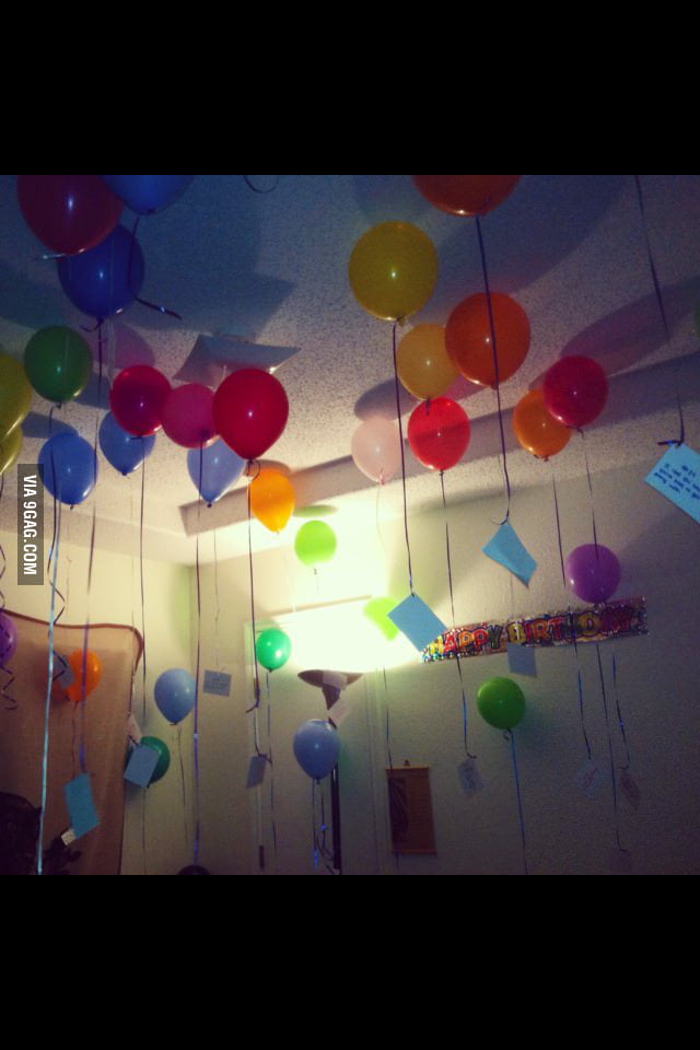 Gf surprises me w this '50 reasons why I love you'on my bday - 9GAG