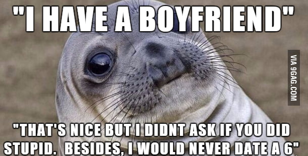 She dropped her phone at the bus stop and he tried to give it back - 9GAG