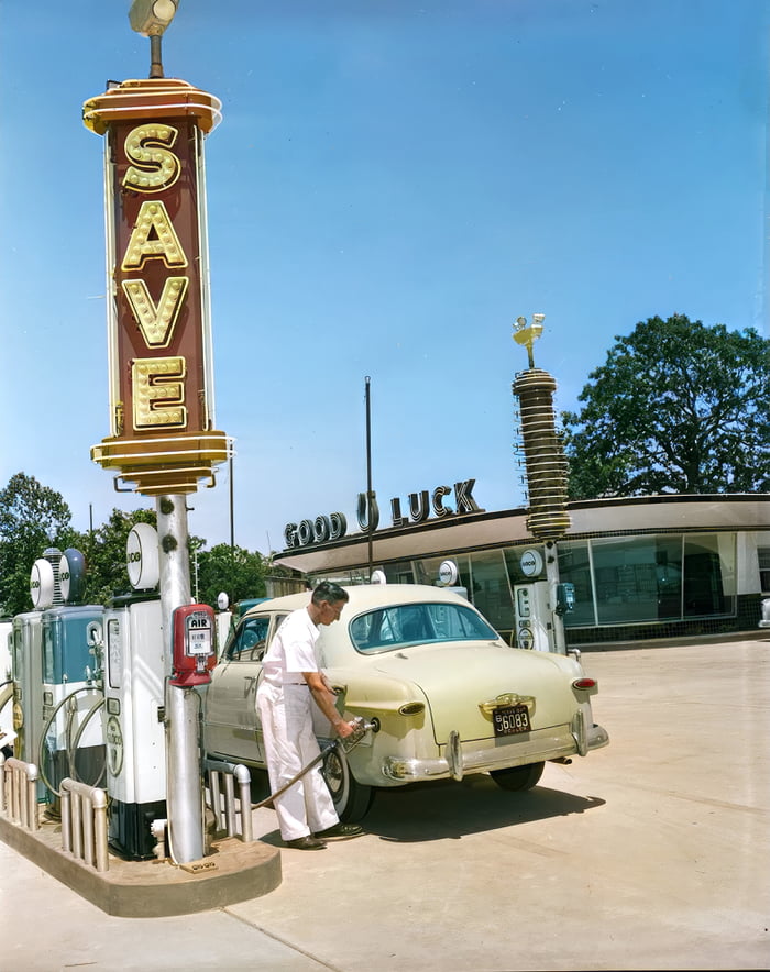 Memories of the way we were. Full Service Gas Station, 18 Jun 1952, in