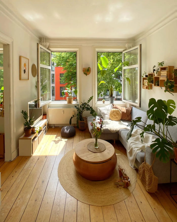Natural light-filled apartment living room in Hamburg, Germany - 9GAG
