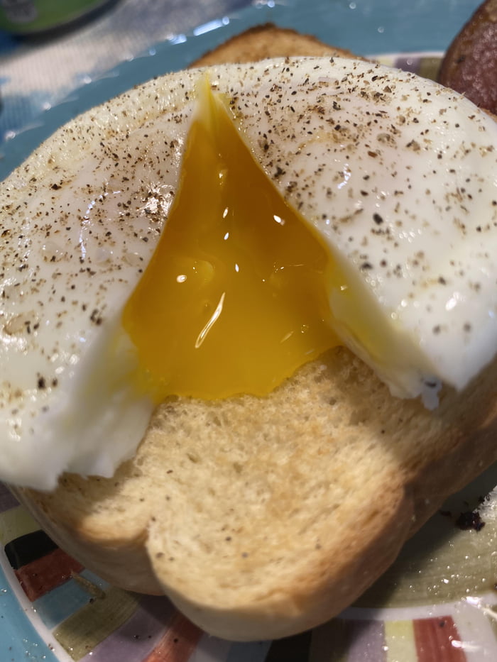 Poached Egg and Toast 9GAG