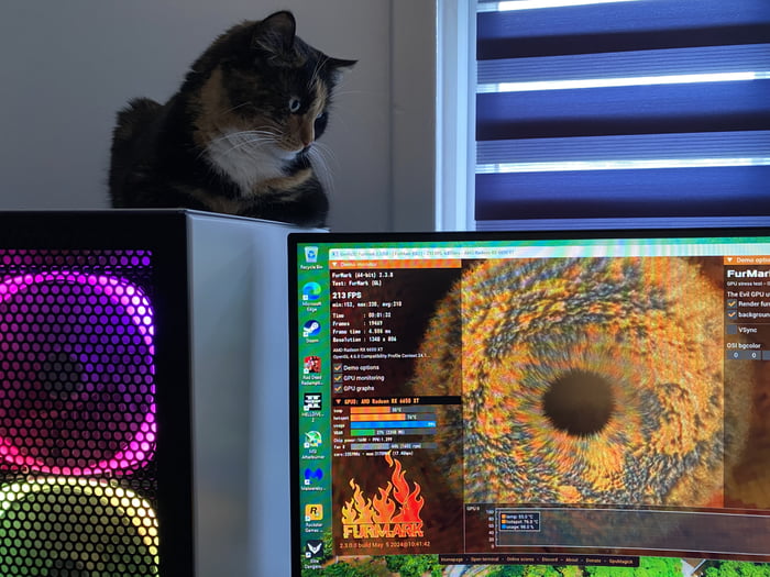 New furmark extension is purfect for keeping an eye on temps 9gag