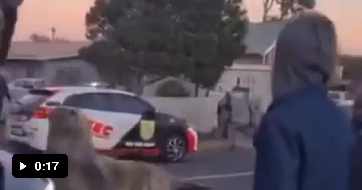 Just a normal day in Cape Town traffic. - 9GAG