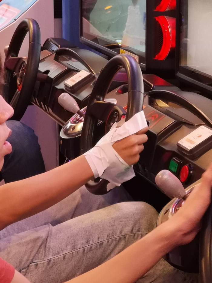 Gum tape deathmatch 9GAG