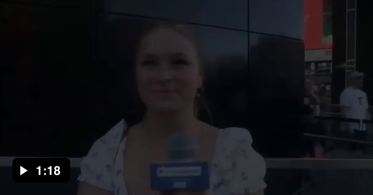 Gender pay gap everyone! 9GAG