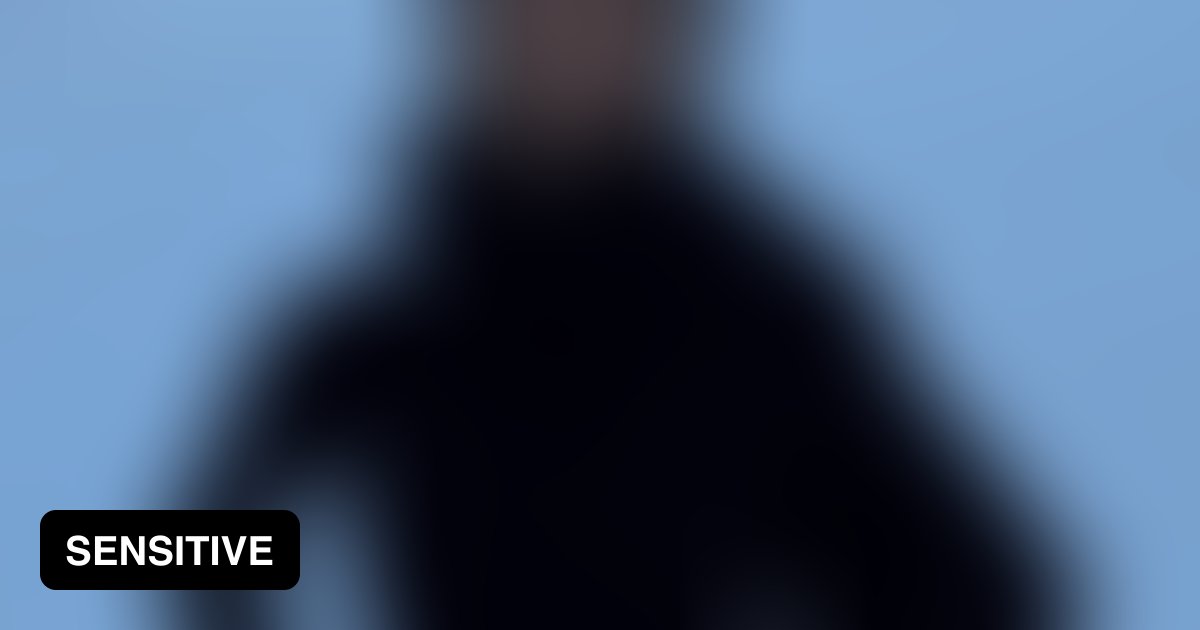 Eyes automatically look at this - 9GAG