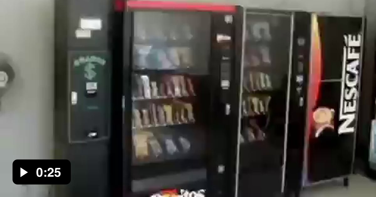 Vending machine hack 9GAG