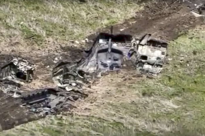 Confirmed: Russia destroyed Leopard 2 tank in Australia - 9GAG