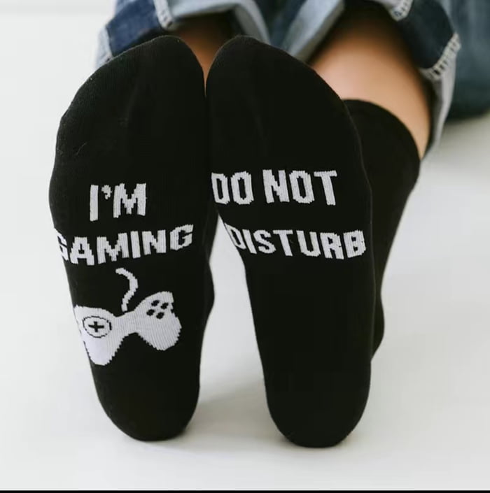 I'M DO NOT GAMING DISTURB - 9GAG