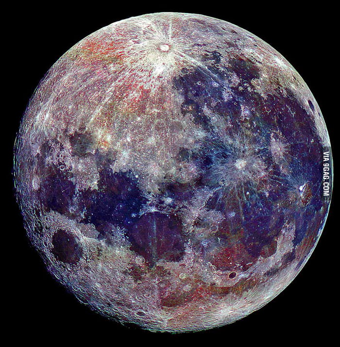 A real Moon colors - 9GAG