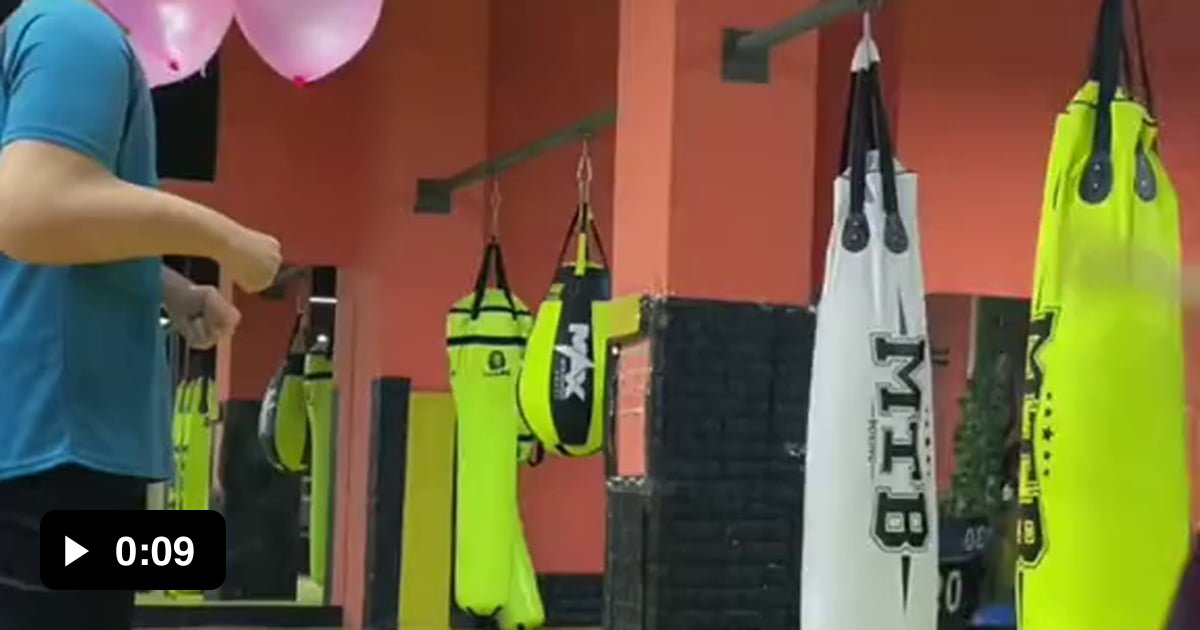 She Can Beat Me Up 9GAG