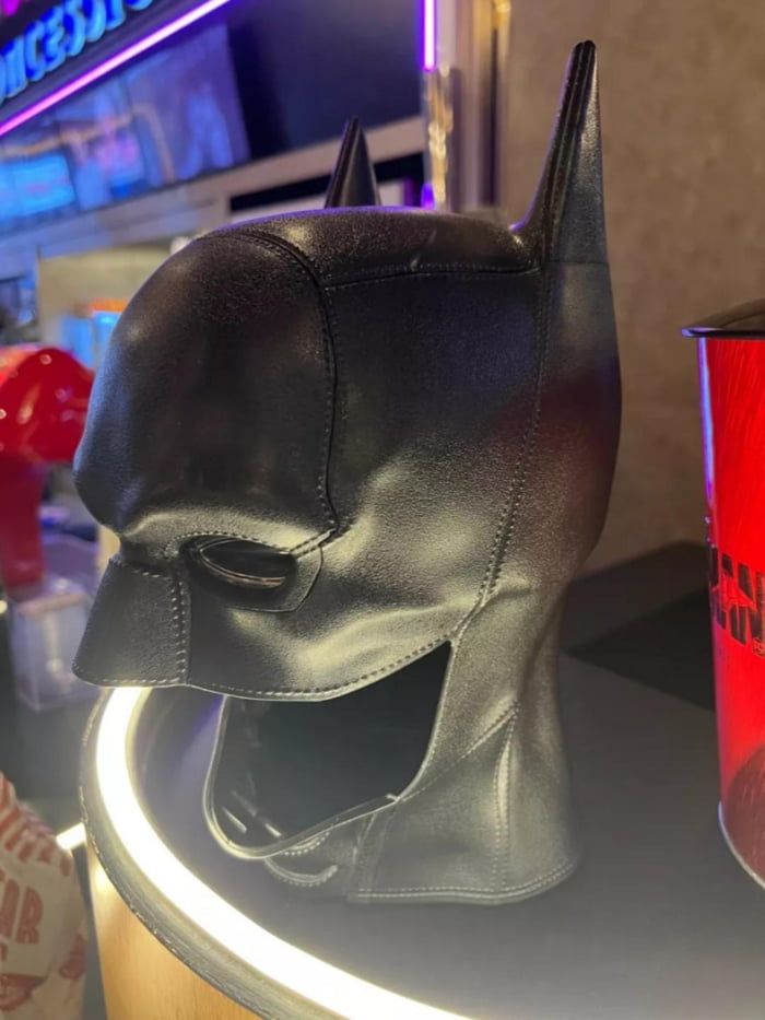 The Batman popcorn bucket. 9GAG