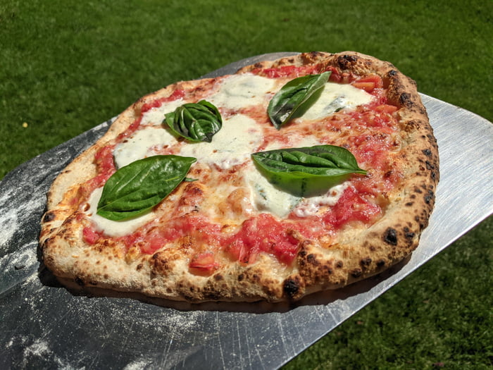 Margherita pizza 9GAG