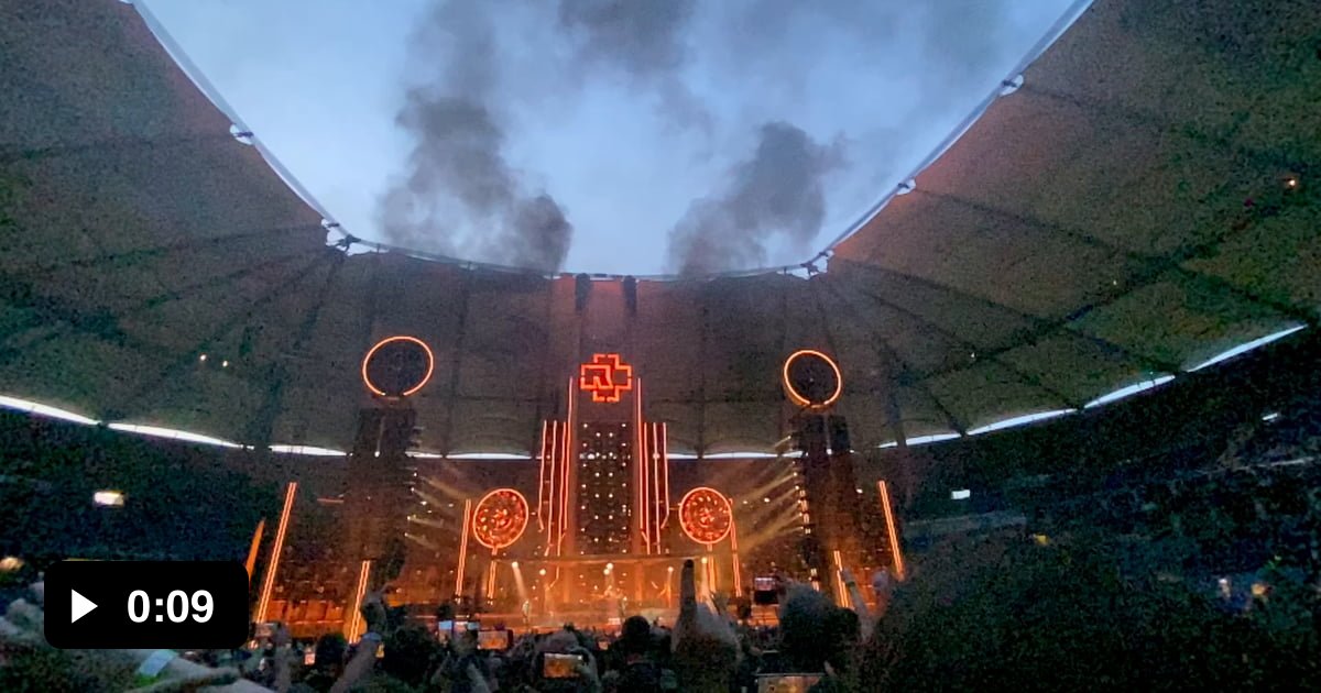 Rammstein in Hamburg was cozy and warm 9GAG