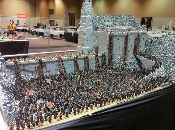 Helmâs deep LEGO! Truly Amazing! - 9GAG