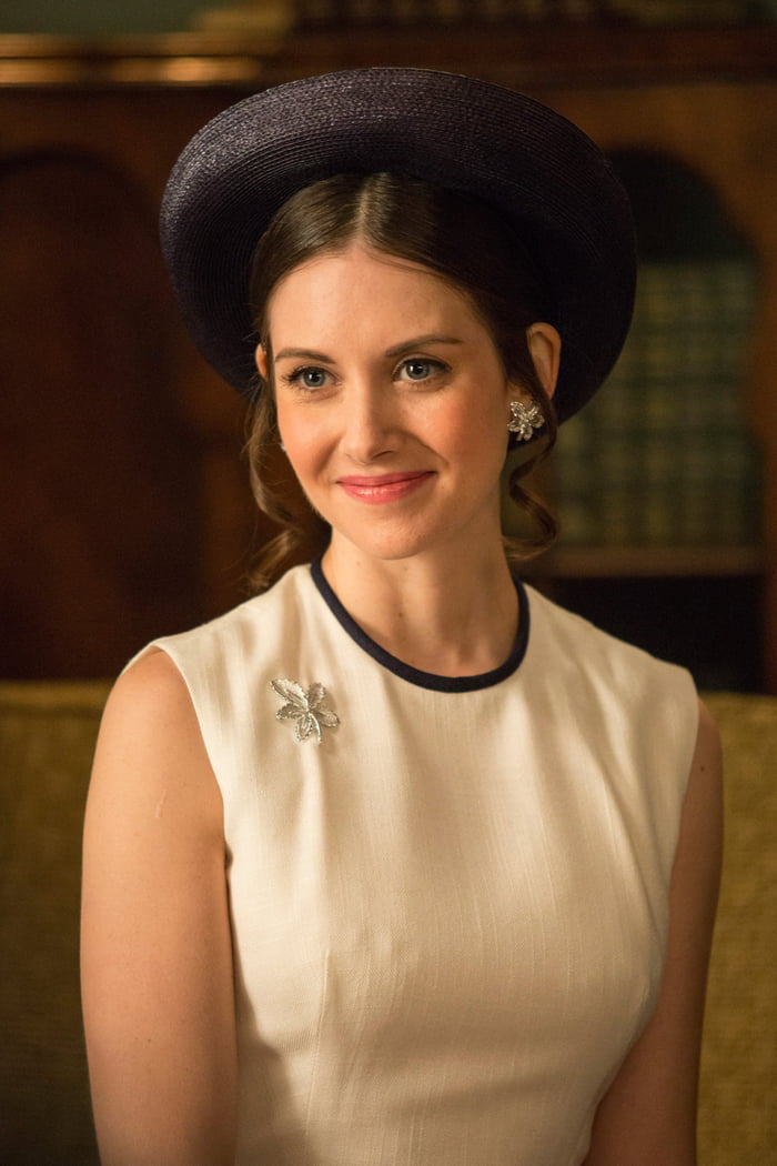 Alison Brie As Trudy Campbell Gag