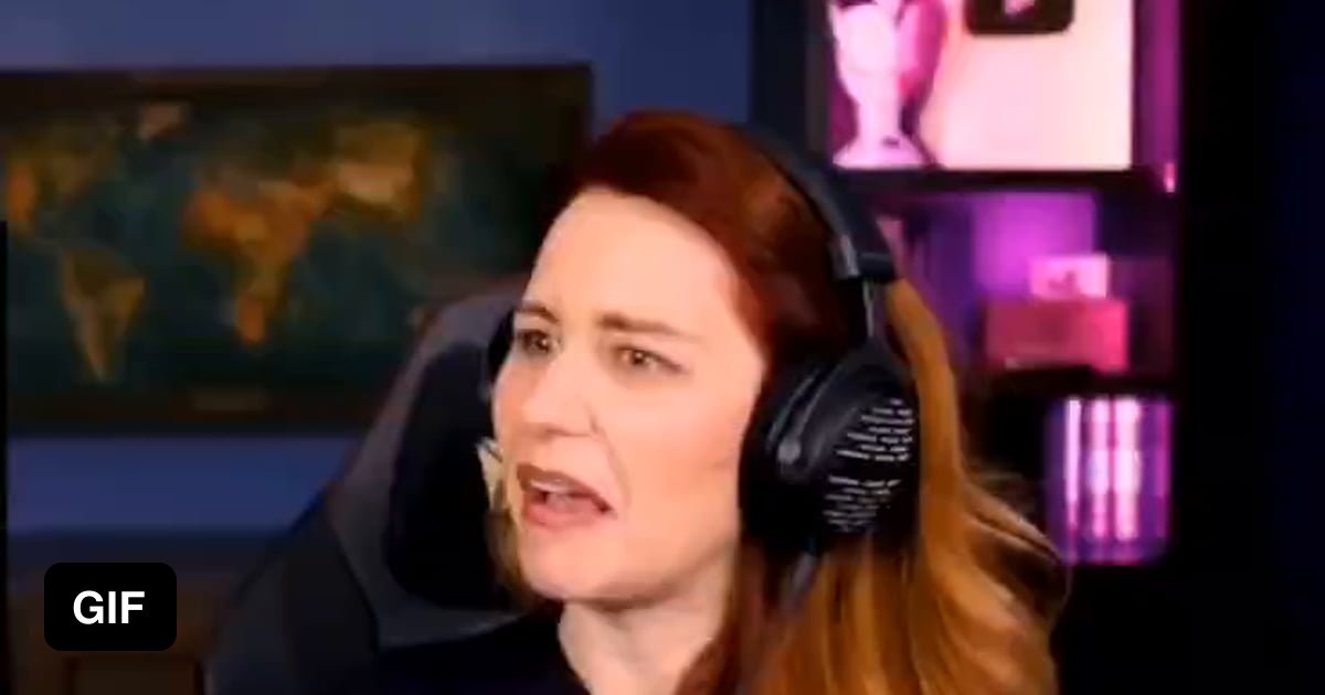 Her reaction when I show her my pp - 9GAG