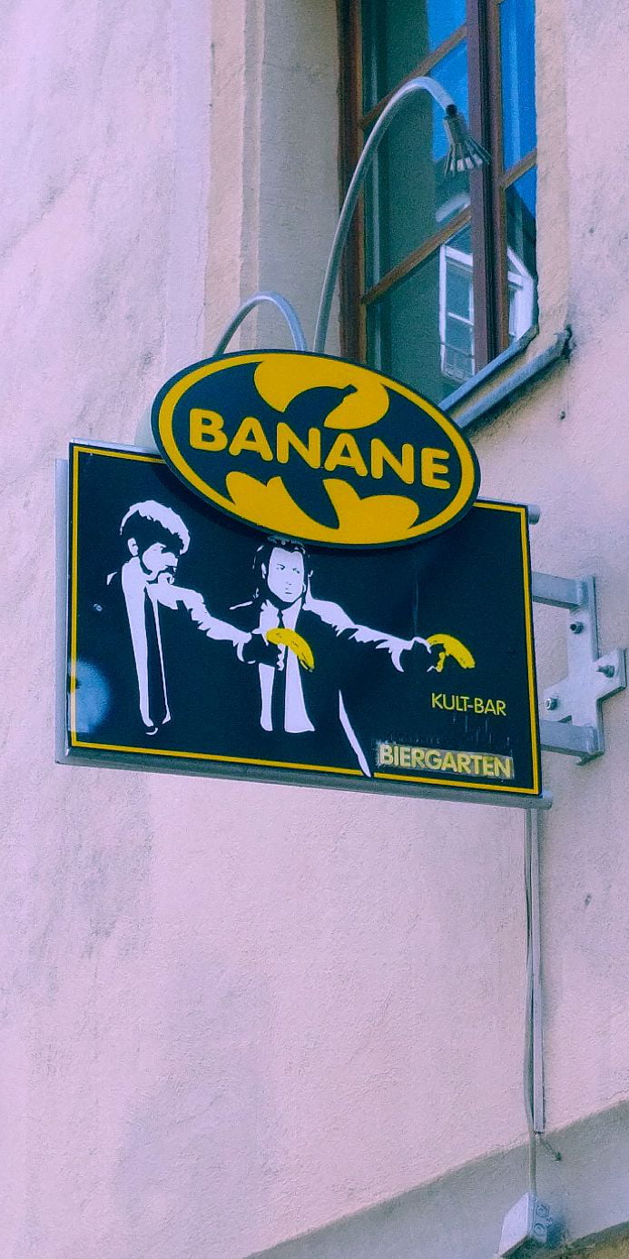 Banane in Regensburg... - 9GAG