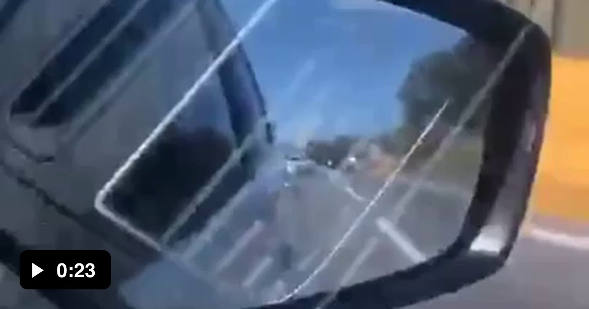 Aftermath of a robbery in a Brazilian road - 9GAG