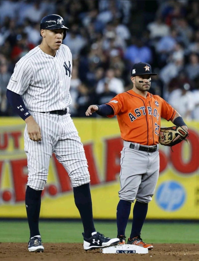 Aaron Judge Next To Another Major League Baseball Player 9GAG