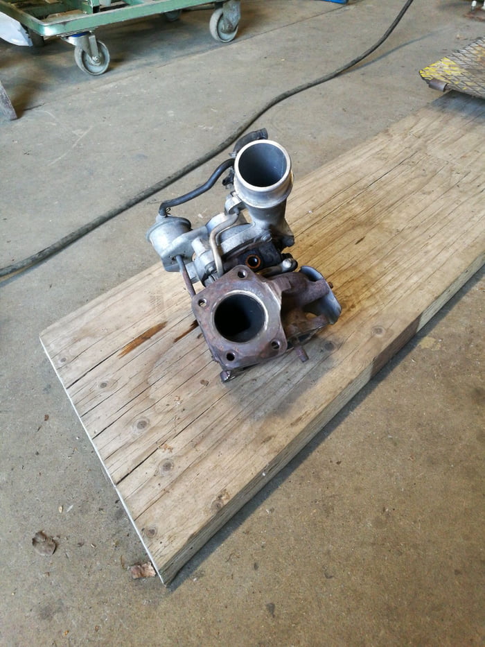 Old turbo is out of the ms6 and new one is on it's way in. Some issues ...