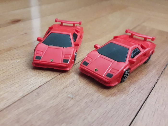 Lamborghini kinder surprise