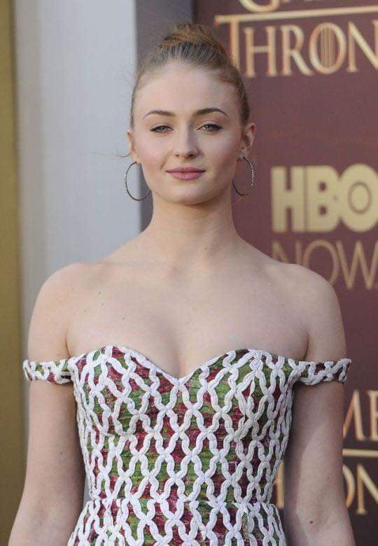 Sophie Turner - 9GAG