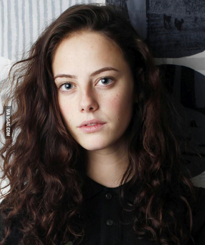 Kaya Scodelario - 9GAG