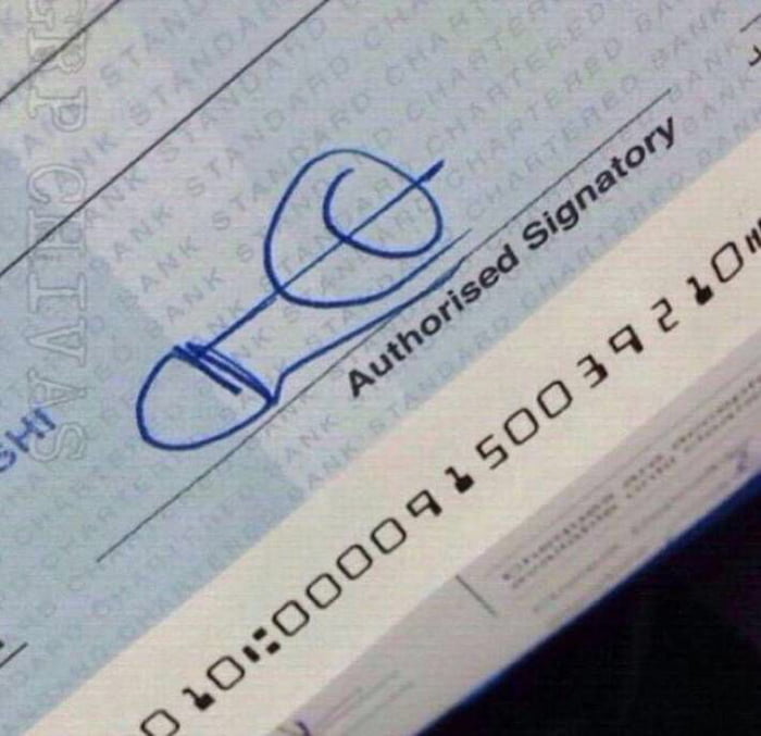 639 points * 18 comments - When you a dick so your signature is like.. 