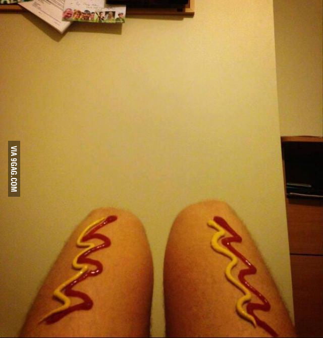 Hot Dogs or Legs... 9GAG