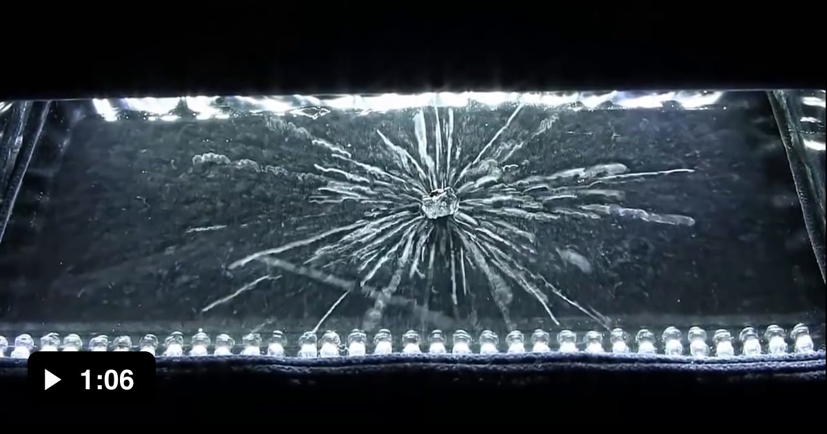 Uranium 238 In A Cloud Chamber You See The Adioactive Particles 9GAG