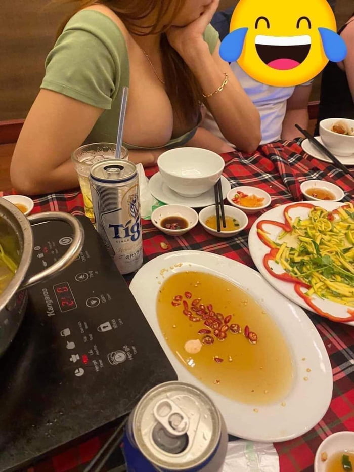 Sauce Has Too Much Chili 9GAG