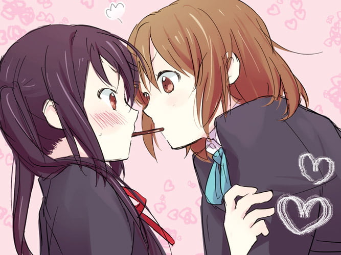 YuiAzu: Pocky game - 9GAG