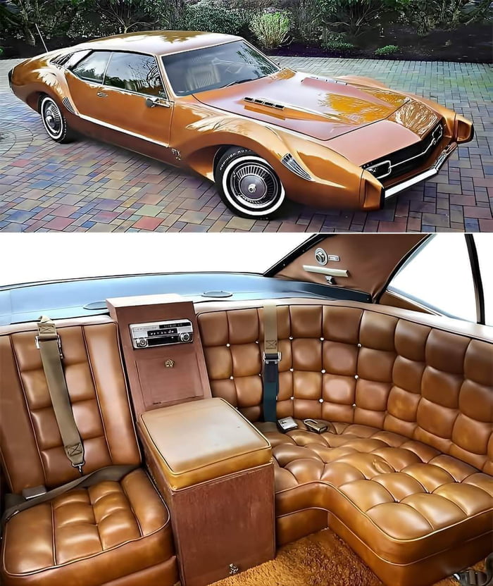 1967 Oldsmobile 70-X Tornado - 9GAG