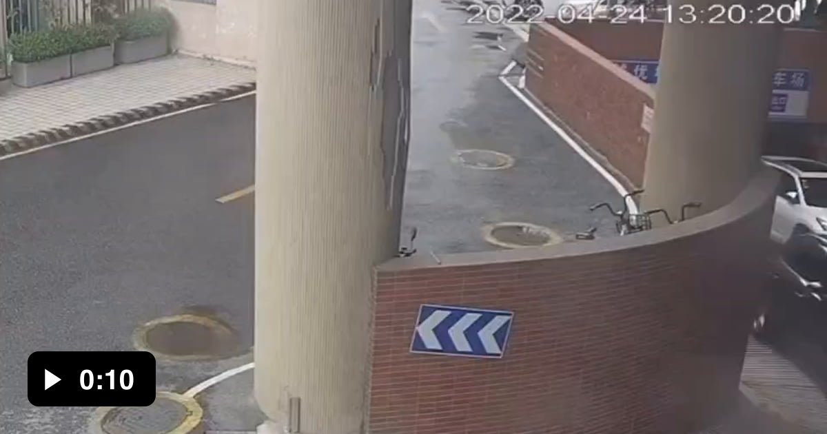 The perfect loop does not exi..... - 9GAG